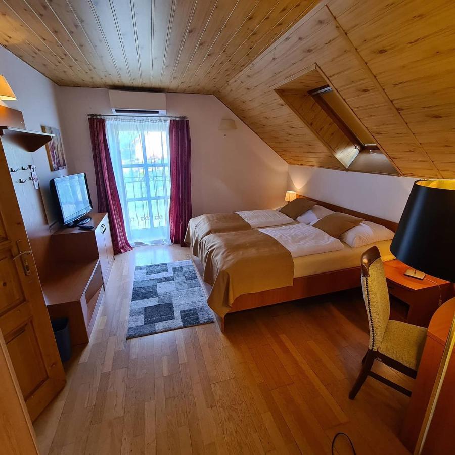 Ferdinand Penzion Moldava nad Bodvou Экстерьер фото